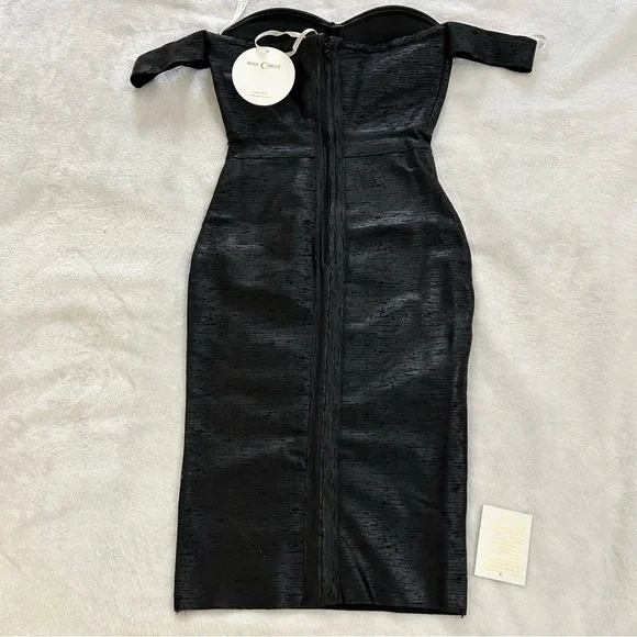 Miss Circle Elegant Black Off-Shoulder Corset Dress - Picture 9 of 16